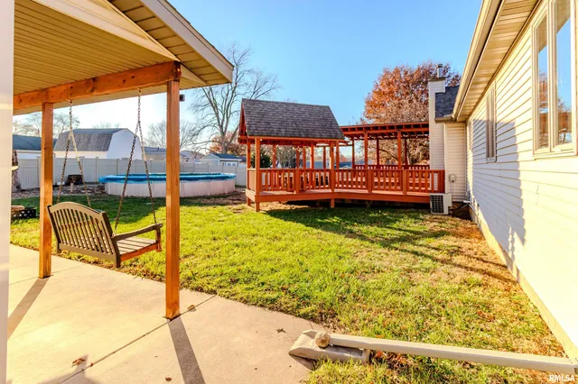 $319,900 | 2104 Marigold Drive, Pekin, IL 61554