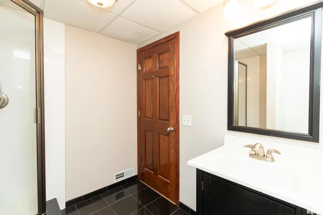 $319,900 | 2104 Marigold Drive, Pekin, IL 61554