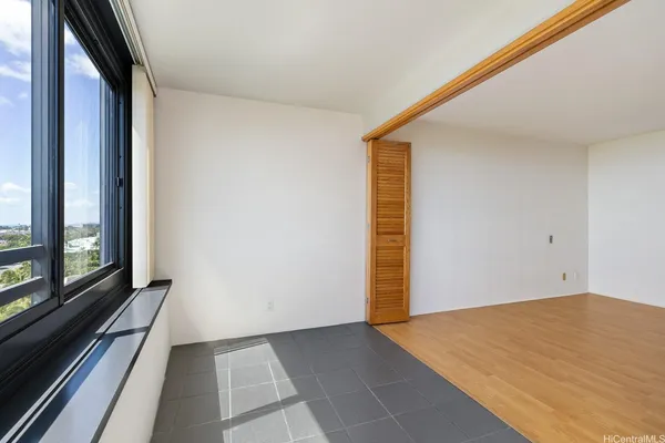 a view of empty room