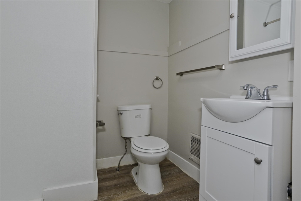 75 Mapledell Street Springfield, MA 01109 - Photo 16 of 42 Gallery Image 16