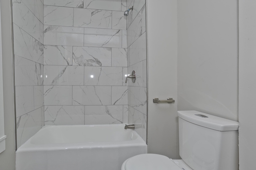 75 Mapledell Street Springfield, MA 01109 - Photo 17 of 42 Gallery Image 17