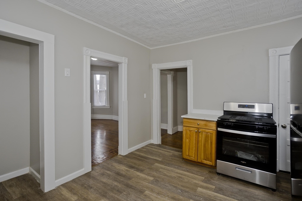 75 Mapledell Street Springfield, MA 01109 - Photo 9 of 42 Gallery Image 9