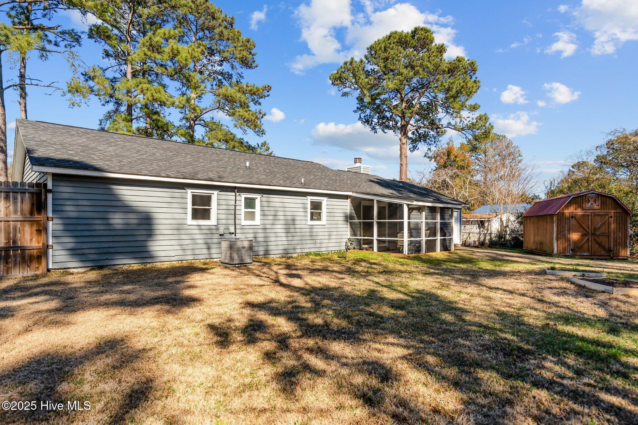 205 North Hampton Road Wilmington, NC 28409 - Photo 34 of 38 39-web-or-mls-DSC02963