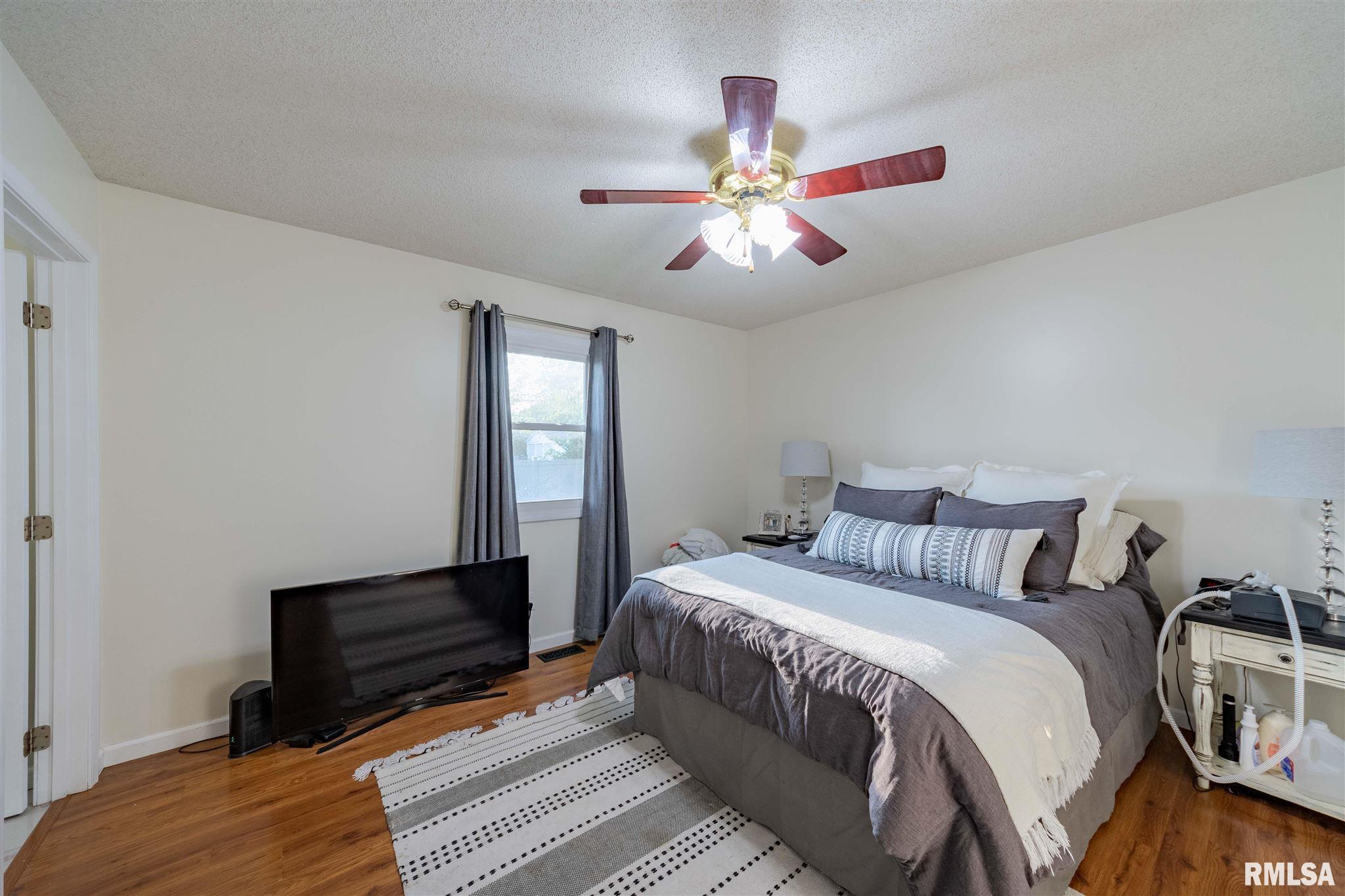11478 Cedar Grove Road Marion, IL 62959 - Photo 11 of 18