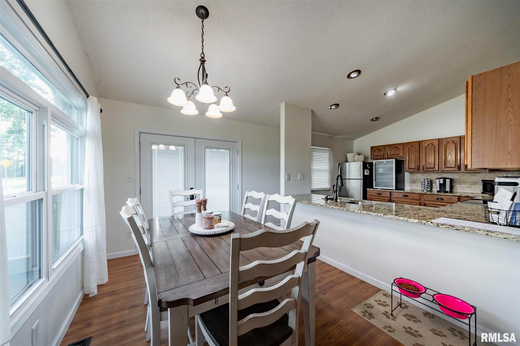 11478 Cedar Grove Road Marion, IL 62959 - Photo 6 of 18