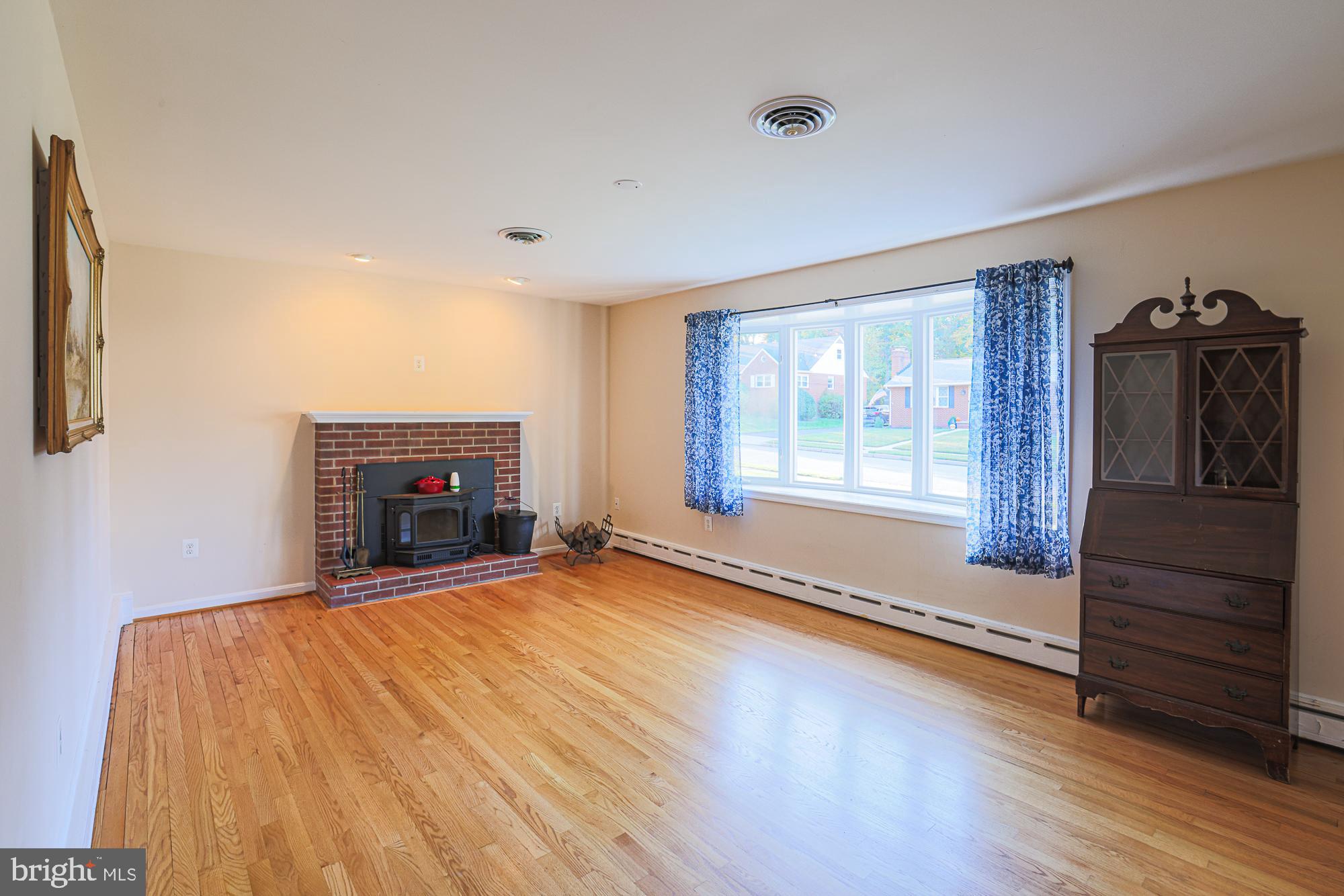 9809 Gunforge Road Perry Hall, MD 21128 - Photo 5 of 48