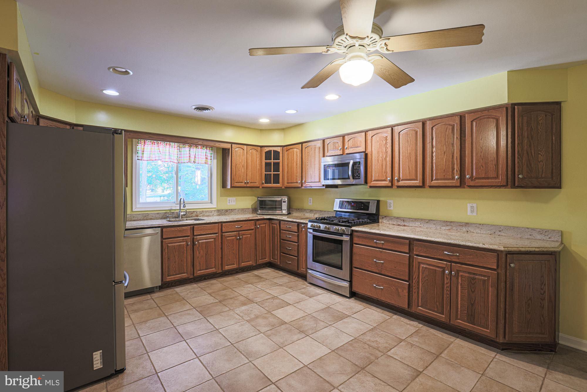 9809 Gunforge Road Perry Hall, MD 21128 - Photo 10 of 48 Kitchen
