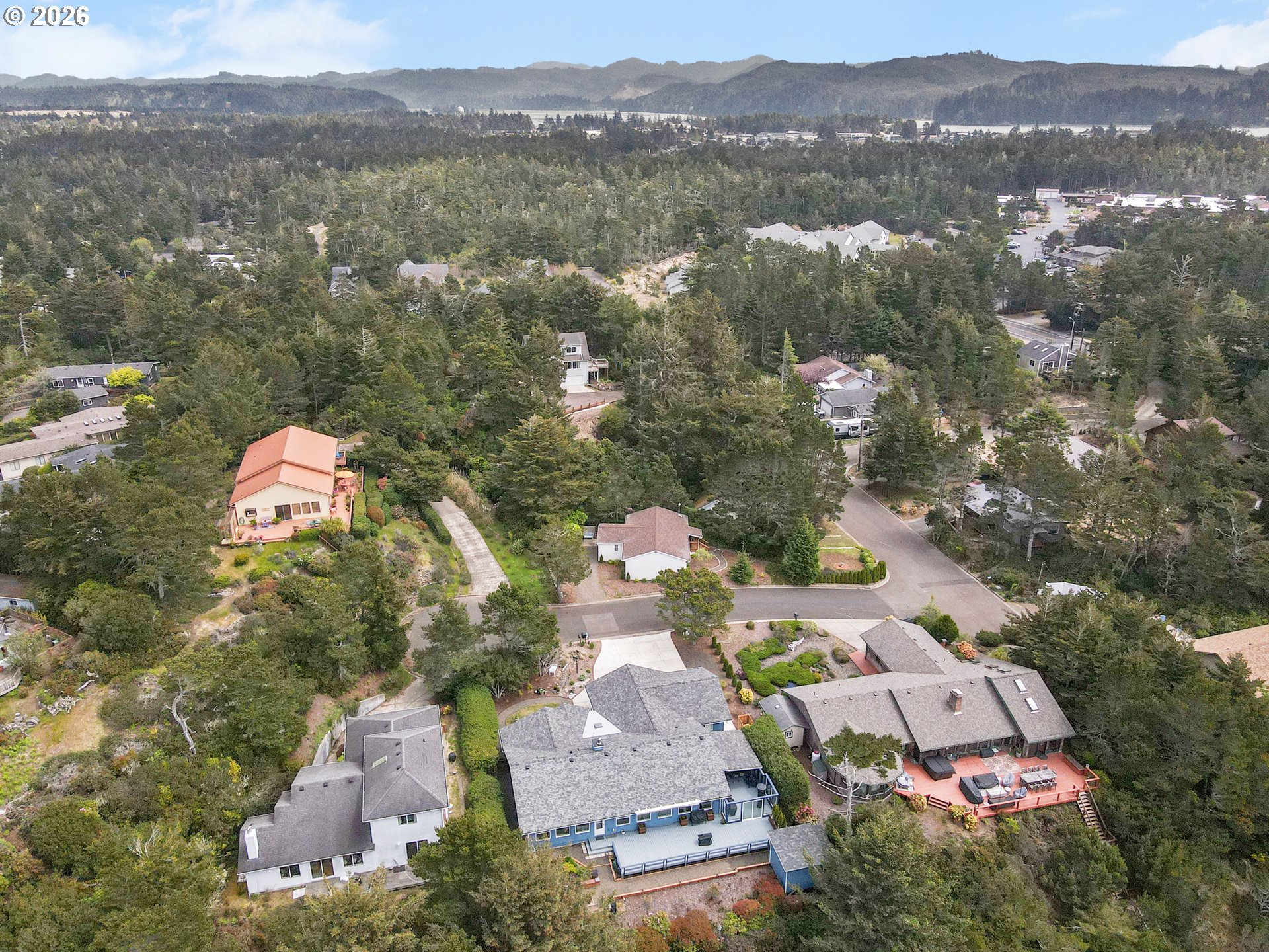 125 West 11th Street Florence, OR 97439 - Photo 46 of 47