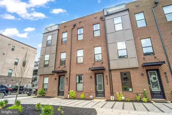 $3,800 | 157 Locke Street, Baltimore, MD 21230