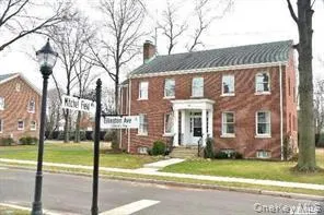 $1,350,000 | 315 Ellington Avenue East, Garden City, NY 11530