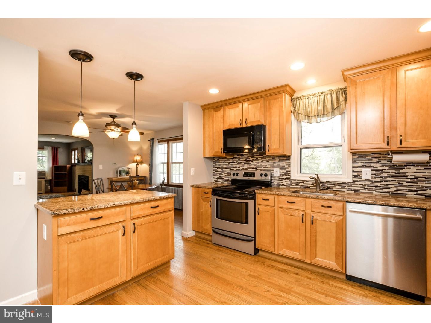 3210 Schuylkill Road Spring City, PA 19475 - Photo 8 of 21 Kitchen