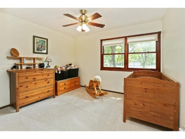735 Gramsie Road Shoreview, MN 55126 - Photo 9 of 18