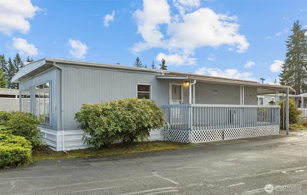 $97,000 | 11622 Silver Lake Road, Unit 71, Everett, WA 98208