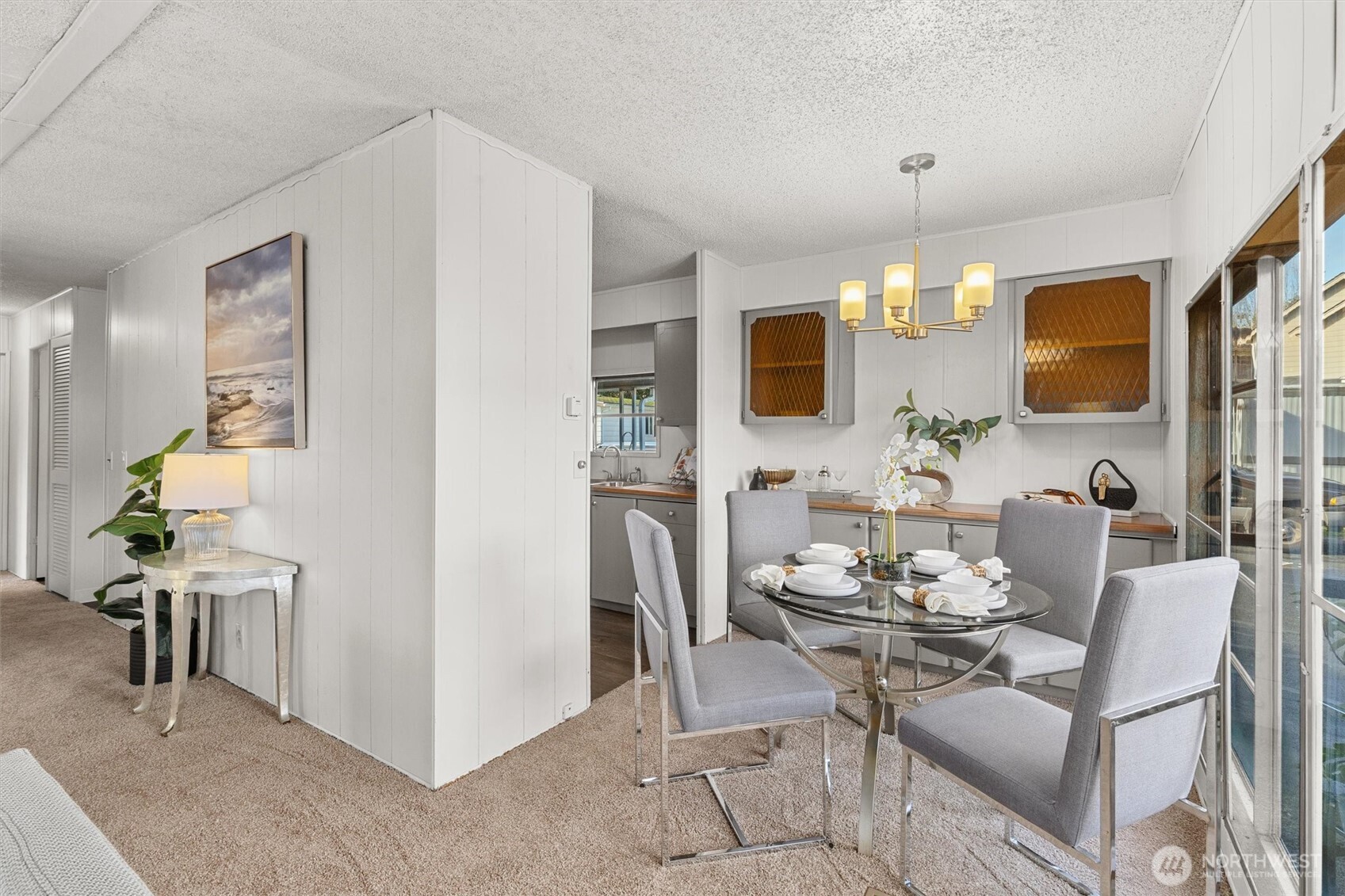 11622 Silver Lake Road, Unit 71 Everett, WA 98208 - Photo 11 of 35 a view of a dining room with furniture