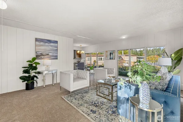 $97,000 | 11622 Silver Lake Road, Unit 71, Everett, WA 98208