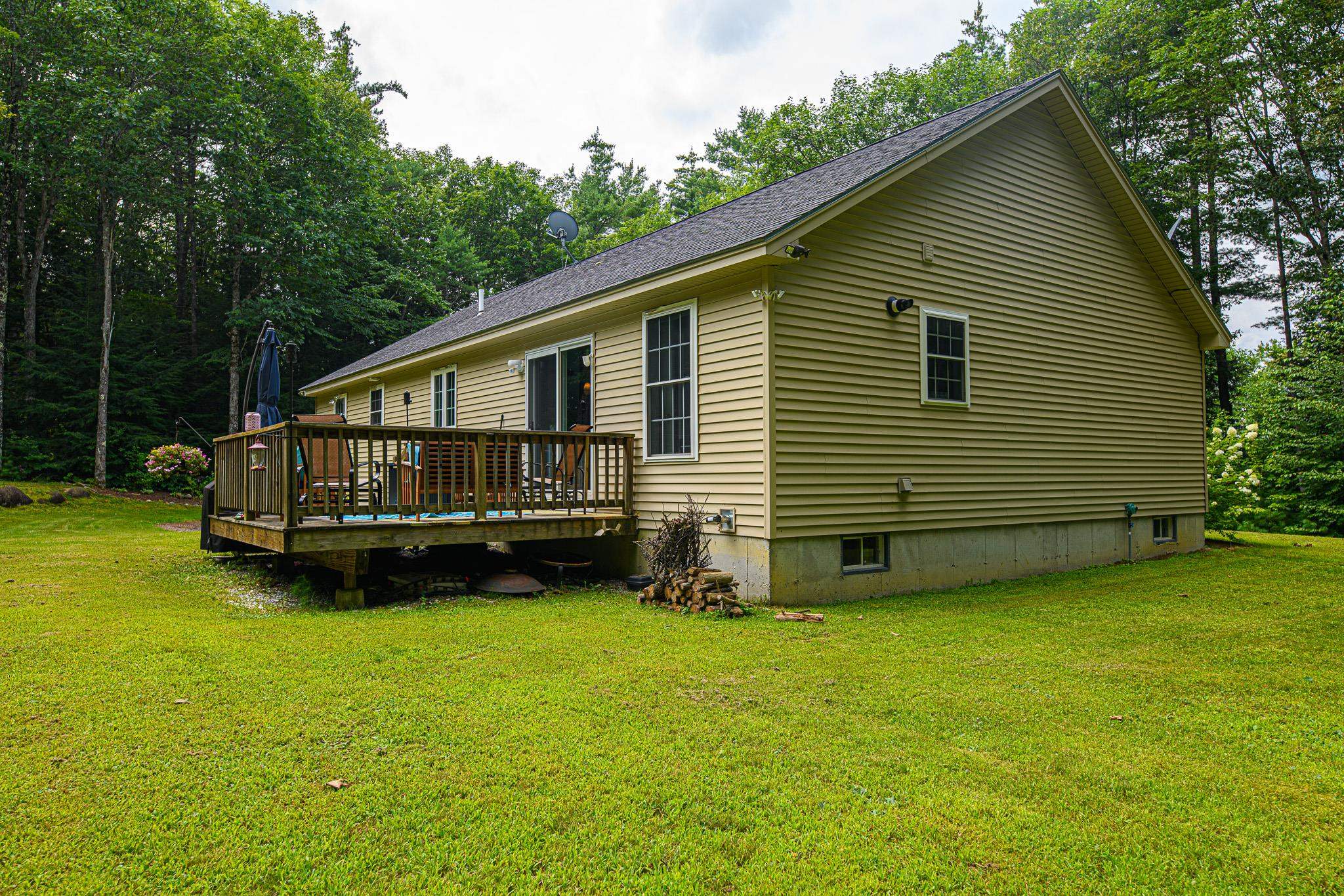 987 Deering Center Road Weare, NH 03281 - Photo 17 of 28