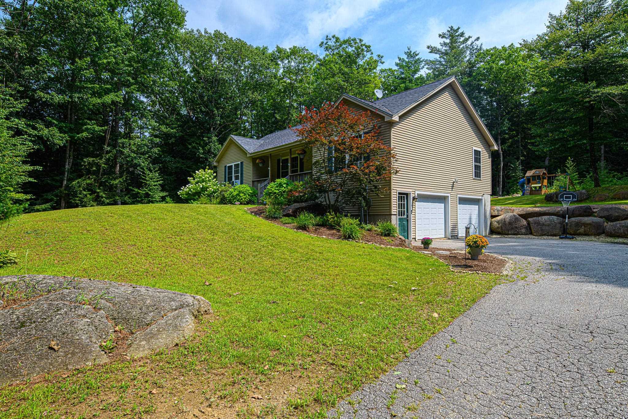 987 Deering Center Road Weare, NH 03281 - Photo 20 of 28