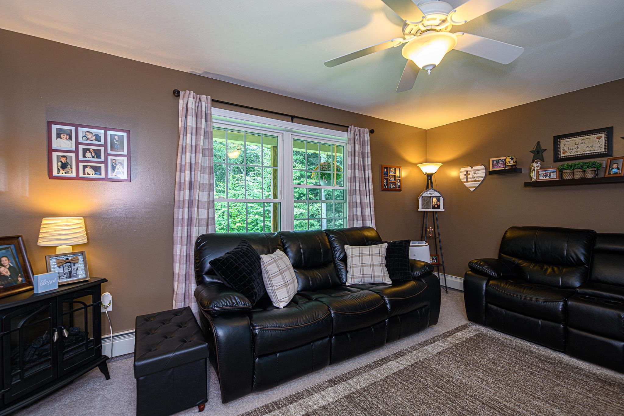 987 Deering Center Road Weare, NH 03281 - Photo 3 of 28