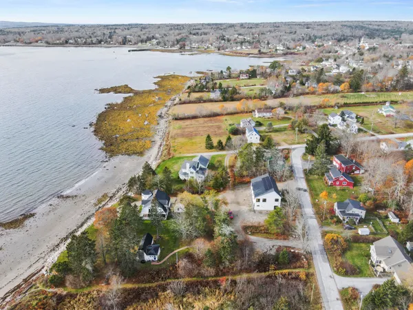 $1,600,000 | 29 Navy Street, Searsport, ME 04974