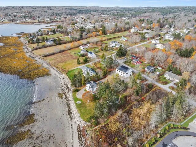 $1,700,000 | 29 Navy Street, Searsport, ME 04974