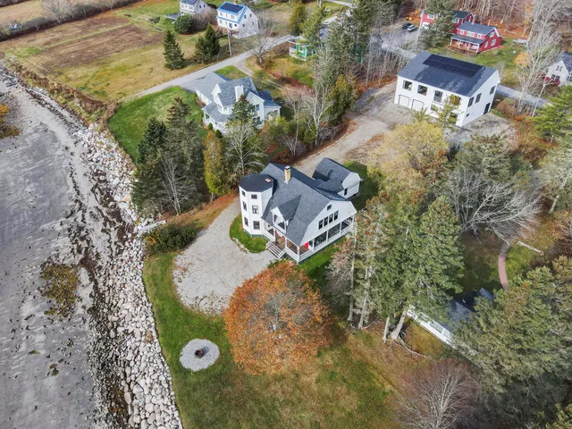 $1,600,000 | 29 Navy Street, Searsport, ME 04974