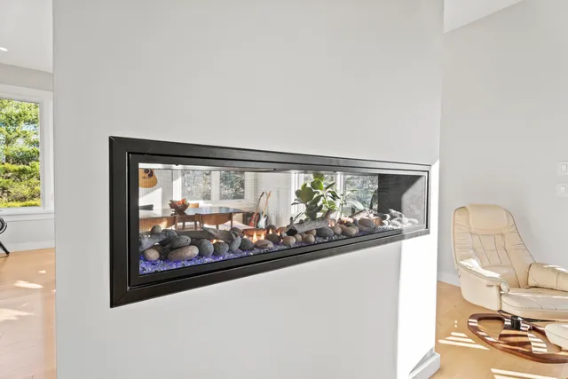 $1,600,000 | 29 Navy Street, Searsport, ME 04974