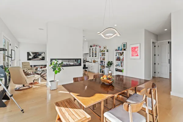 $1,250,000 | 29 Navy Street, Searsport, ME 04974