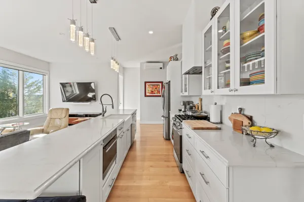 $1,250,000 | 29 Navy Street, Searsport, ME 04974