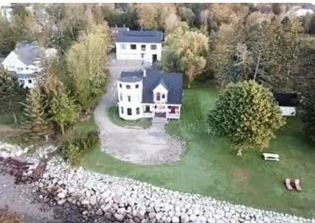 $1,700,000 | 29 Navy Street, Searsport, ME 04974