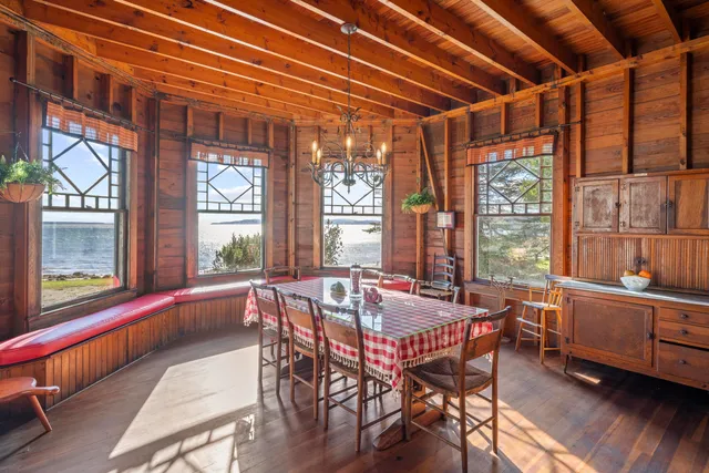 $1,700,000 | 29 Navy Street, Searsport, ME 04974