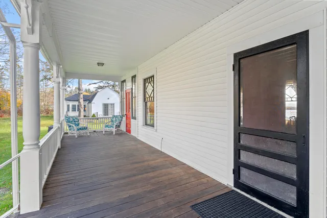 $1,700,000 | 29 Navy Street, Searsport, ME 04974