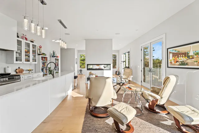 $1,600,000 | 29 Navy Street, Searsport, ME 04974