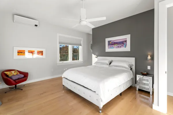 $1,250,000 | 29 Navy Street, Searsport, ME 04974