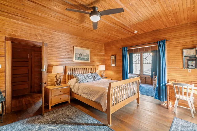 $1,700,000 | 29 Navy Street, Searsport, ME 04974