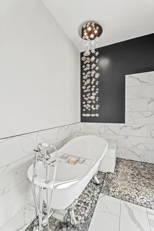 $1,250,000 | 29 Navy Street, Searsport, ME 04974