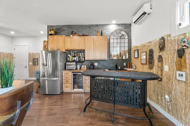 $1,600,000 | 29 Navy Street, Searsport, ME 04974