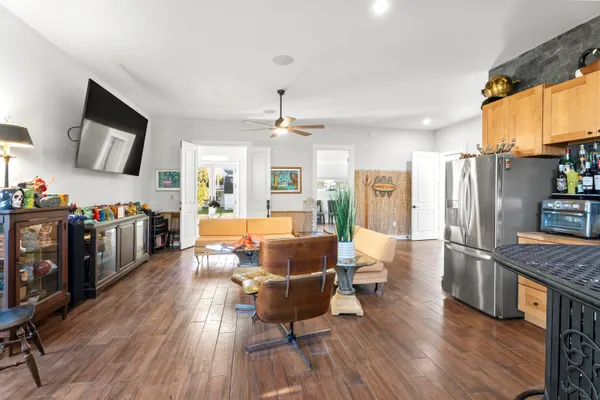 $1,250,000 | 29 Navy Street, Searsport, ME 04974