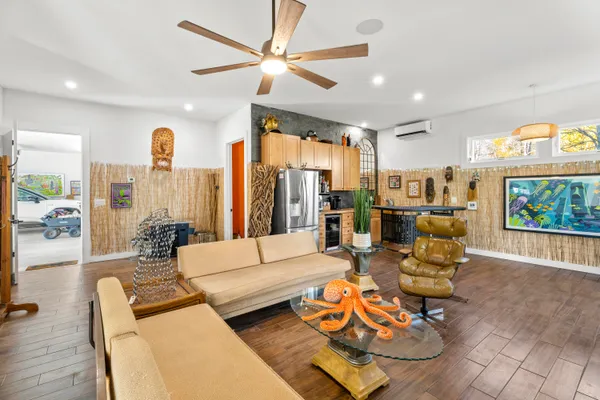 $1,250,000 | 29 Navy Street, Searsport, ME 04974