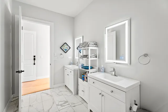 $1,700,000 | 29 Navy Street, Searsport, ME 04974