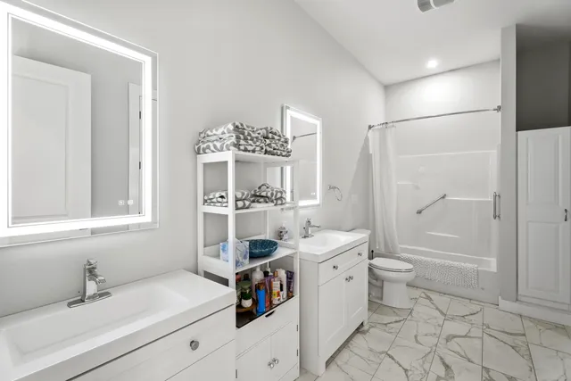 $1,600,000 | 29 Navy Street, Searsport, ME 04974