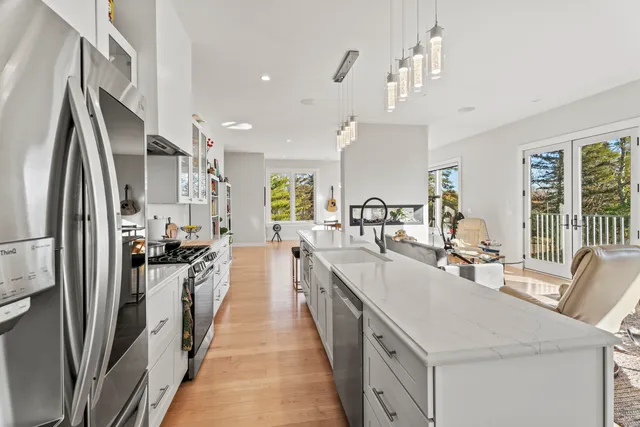 $1,700,000 | 29 Navy Street, Searsport, ME 04974