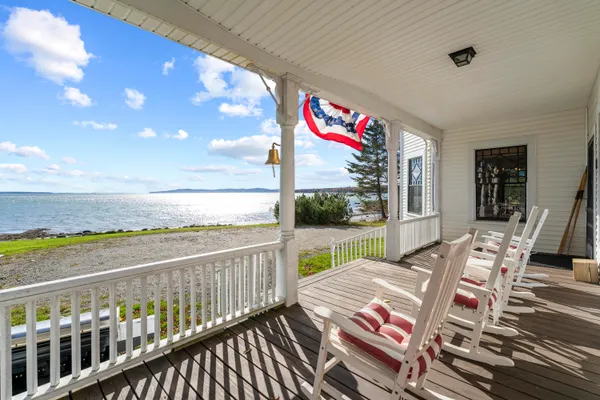 $1,600,000 | 29 Navy Street, Searsport, ME 04974