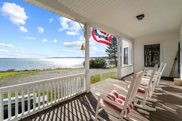 $1,600,000 | 29 Navy Street, Searsport, ME 04974
