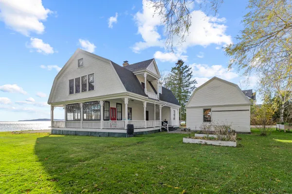 $1,600,000 | 29 Navy Street, Searsport, ME 04974
