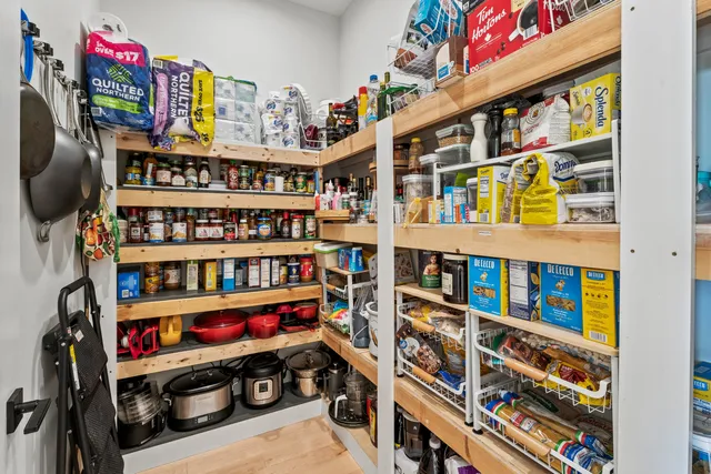 $1,700,000 | 29 Navy Street, Searsport, ME 04974