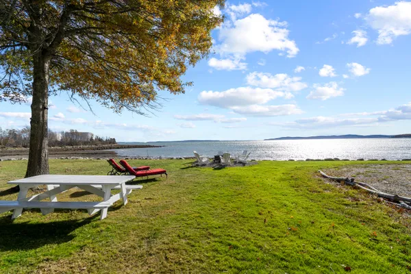 $1,600,000 | 29 Navy Street, Searsport, ME 04974