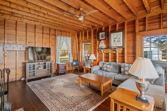 $1,600,000 | 29 Navy Street, Searsport, ME 04974