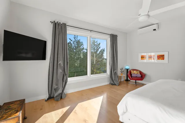 $1,700,000 | 29 Navy Street, Searsport, ME 04974