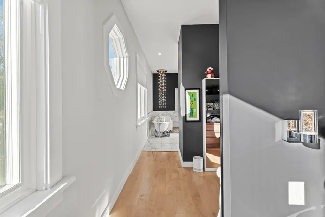 $1,700,000 | 29 Navy Street, Searsport, ME 04974