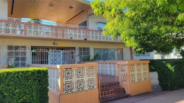 $1,650 | 1050 Pennsylvania Avenue, Unit 11, Miami Beach, FL 33139